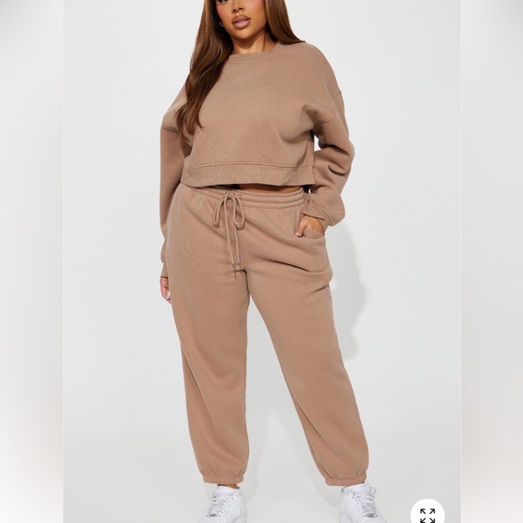 Fashion Nova Make It Last Tan Sweatshirt & Jogger Set - Picture 4 of 6